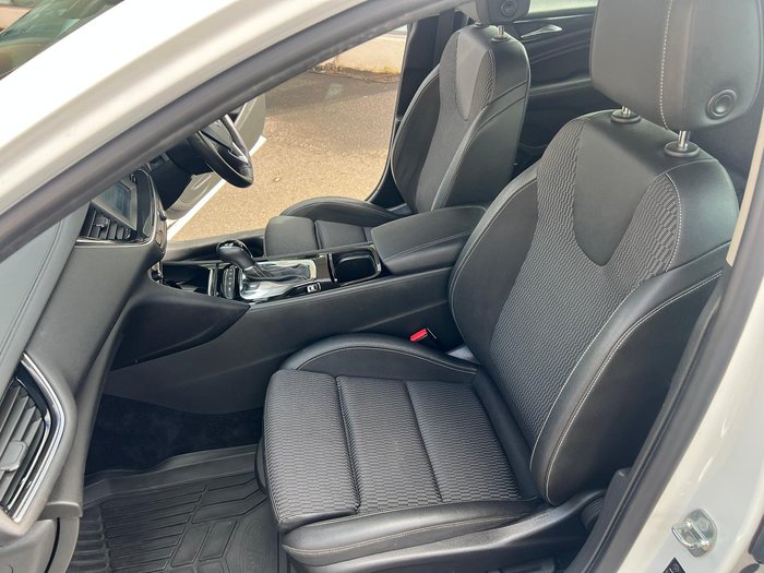 2018 Holden Commodore RS