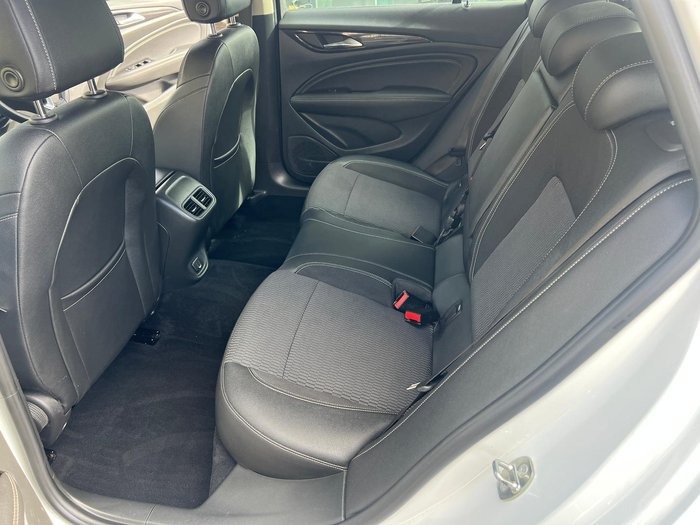 2018 Holden Commodore RS