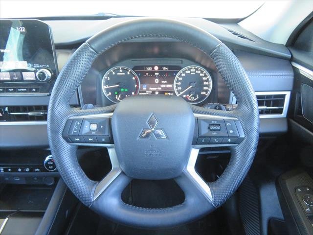 2023 MITSUBISHI OUTLANDER LS 7 SEAT (AWD)