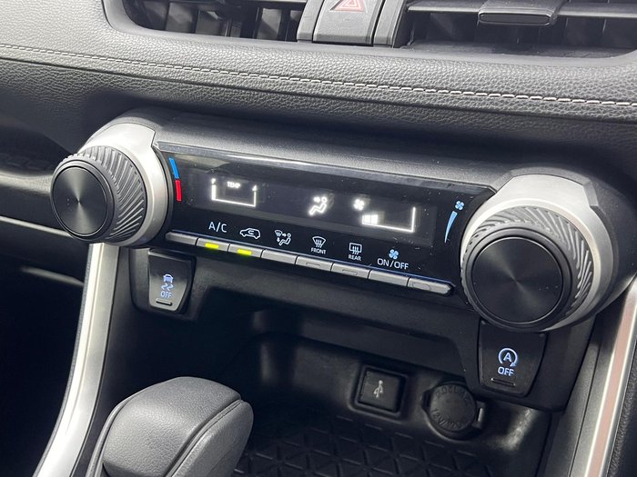 2022 Toyota RAV4 GX