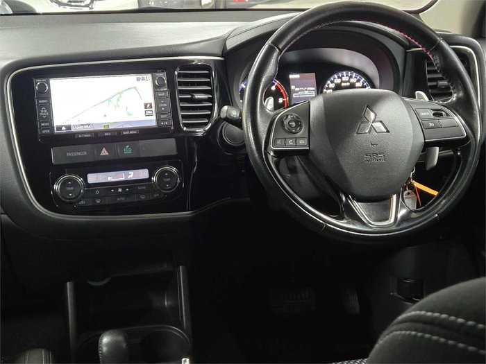 2016 Mitsubishi Outlander XLS