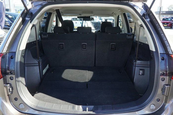 2017 Mitsubishi Outlander LS