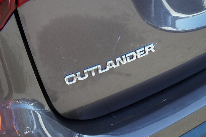 2017 Mitsubishi Outlander LS
