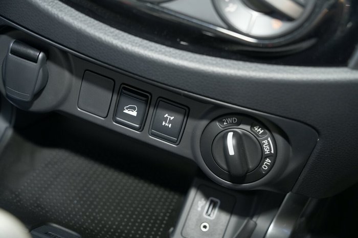 2024 Nissan Navara SL Warrior