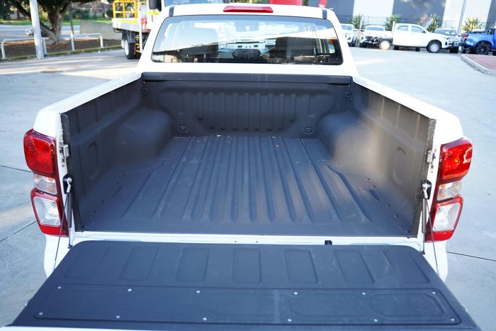 2024 Isuzu D-MAX SX
