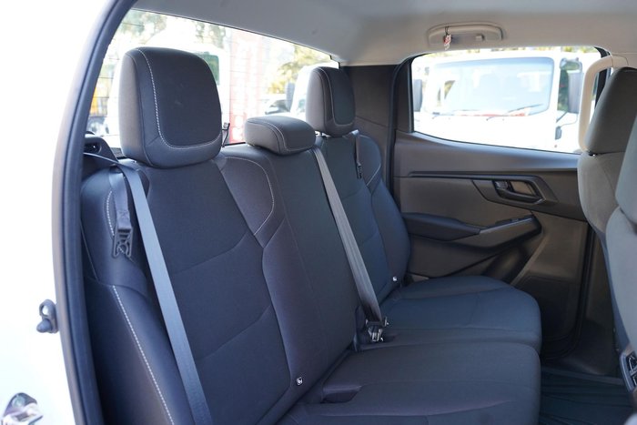 2024 Isuzu D-MAX SX