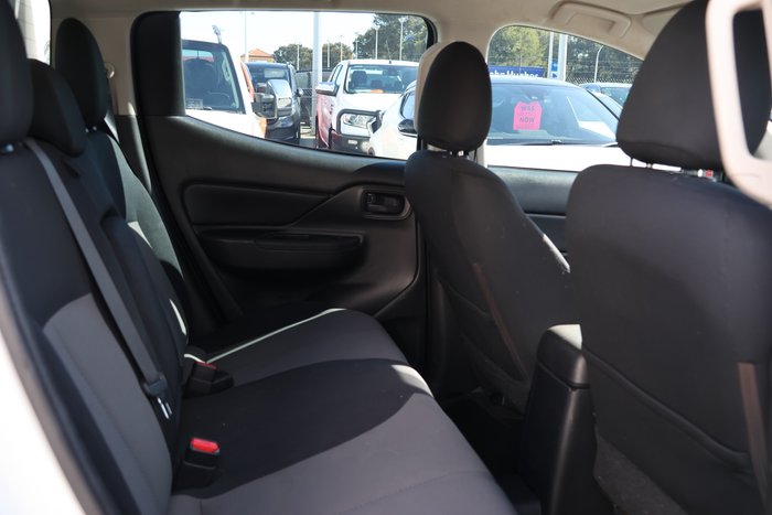 2019 Mitsubishi Triton GLX ADAS