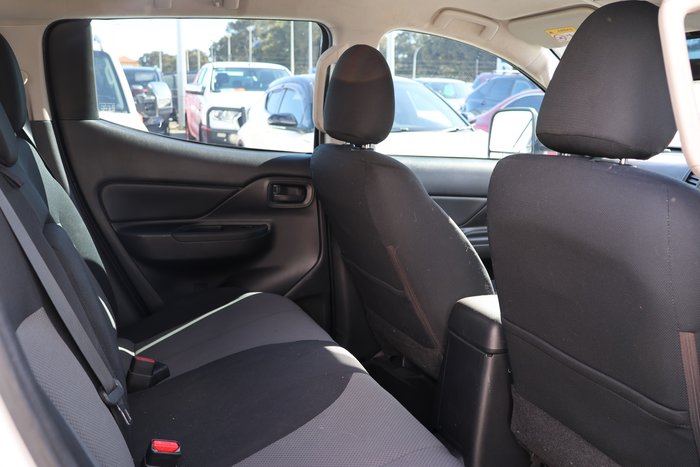 2019 Mitsubishi Triton GLX ADAS
