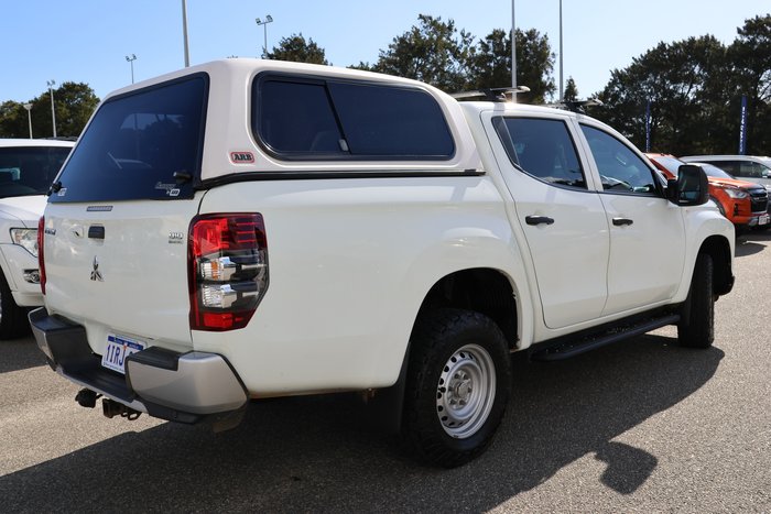 2019 Mitsubishi Triton GLX ADAS