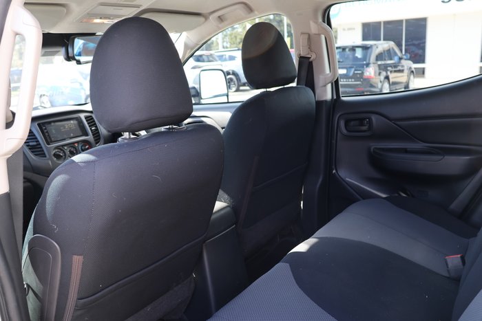 2019 Mitsubishi Triton GLX ADAS