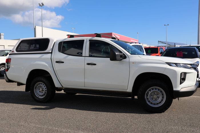 2019 Mitsubishi Triton GLX ADAS