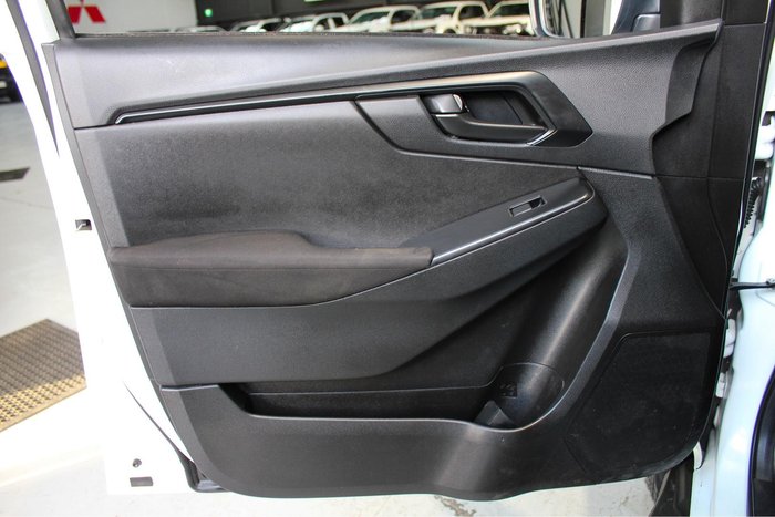 2022 Isuzu D-MAX SX MY22 4X4 Dual Range Mineral White