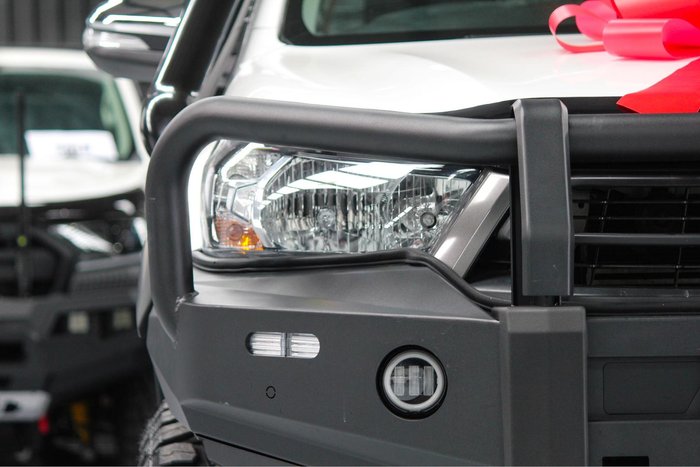 2023 Toyota Hilux SR GUN126R 4X4 Dual Range Glacier White