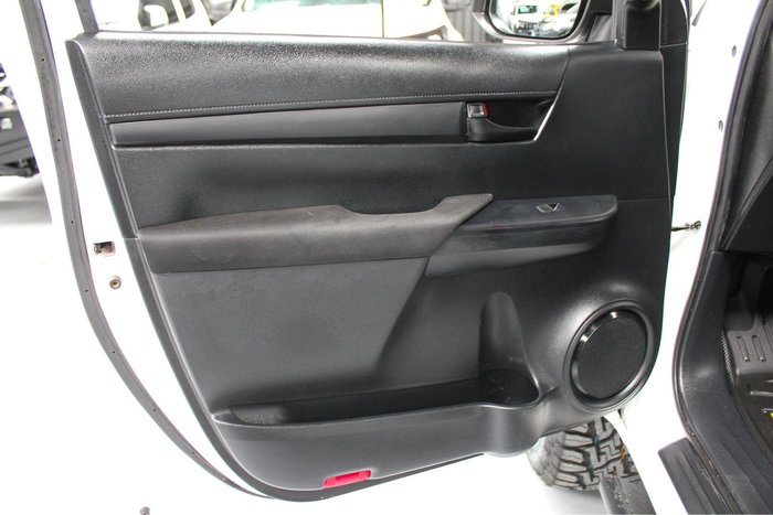 2023 Toyota Hilux SR GUN126R 4X4 Dual Range Glacier White