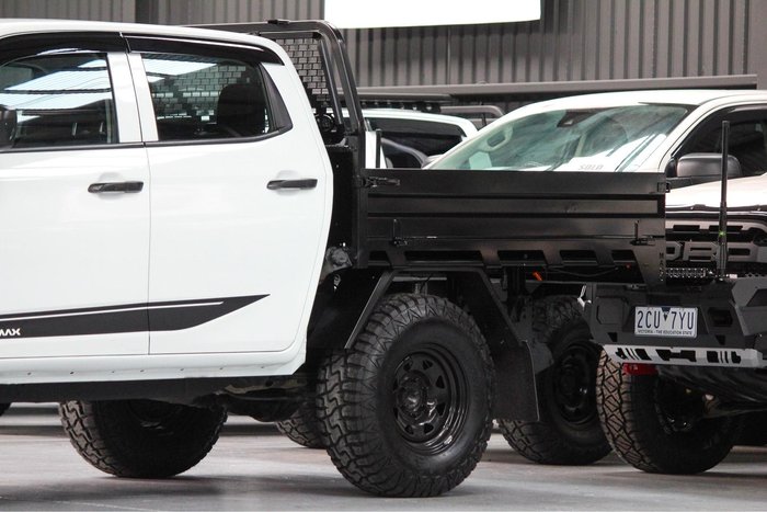 2022 Isuzu D-MAX SX MY23 4X4 Dual Range Mineral White
