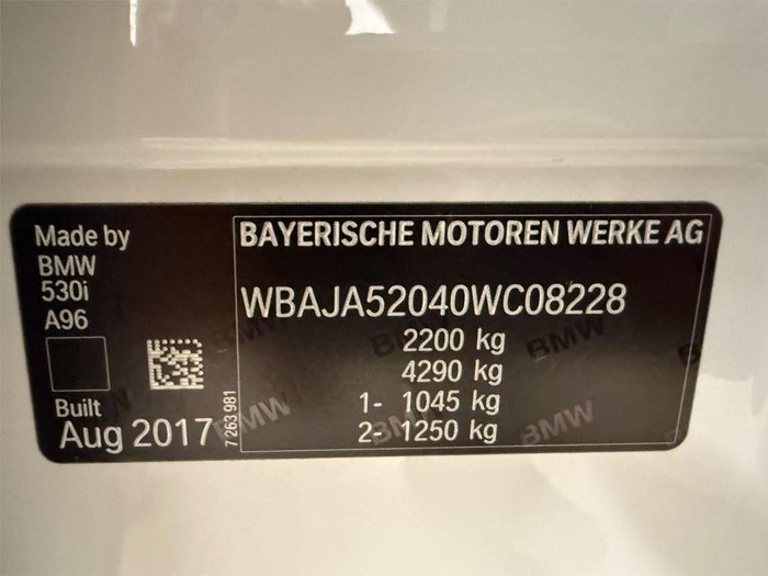 2017 BMW 5 Series 530i Luxury Line