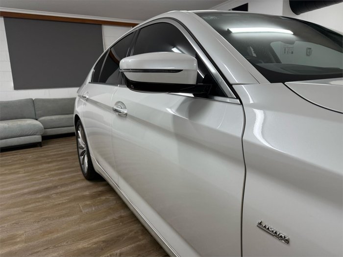 2017 BMW 5 Series 530i Luxury Line