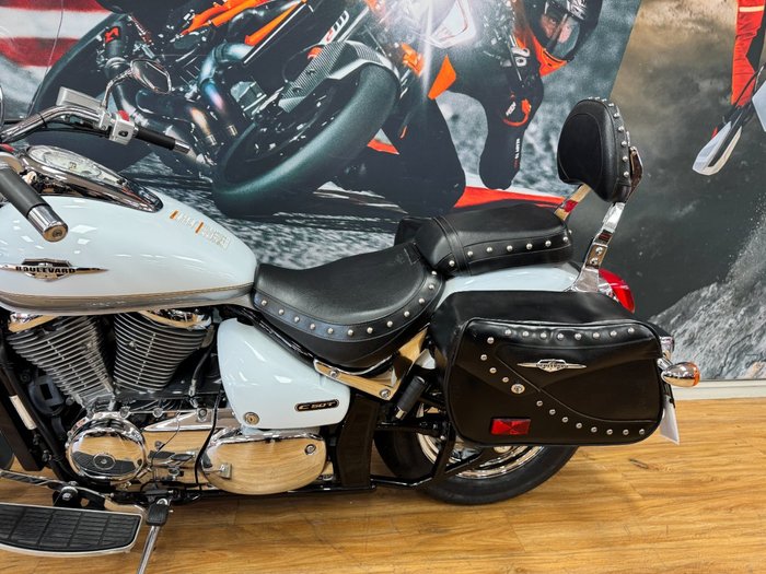 2013 Suzuki VL800T (BOULEVARD C50T) WHITE