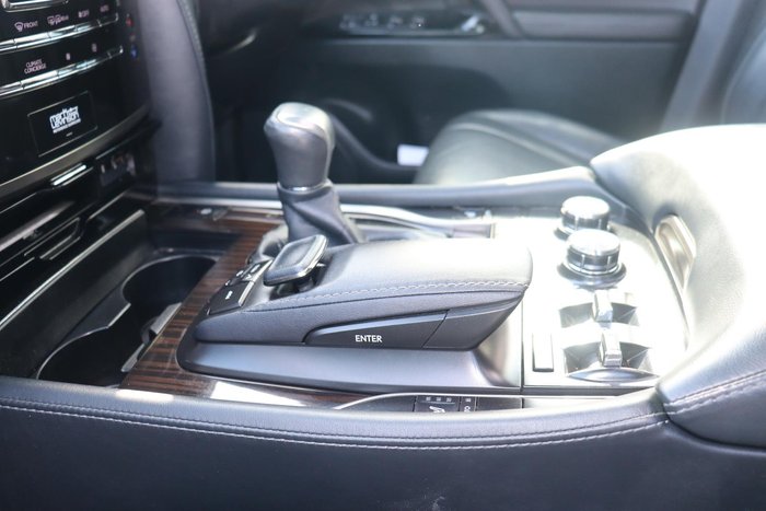 2016 Lexus LX 570