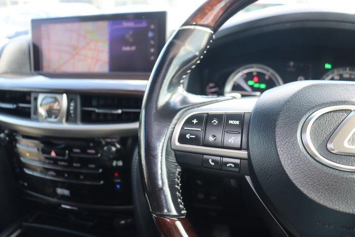 2016 Lexus LX 570
