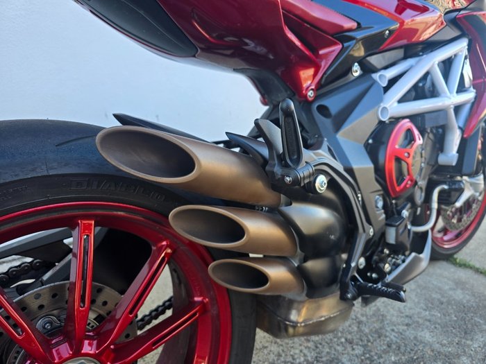 2019 MV Agusta BRUTALE 800 RR LEWIS HAMILTON RED