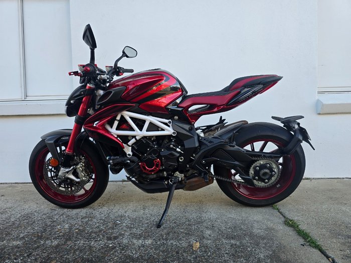 2019 MV Agusta BRUTALE 800 RR LEWIS HAMILTON RED