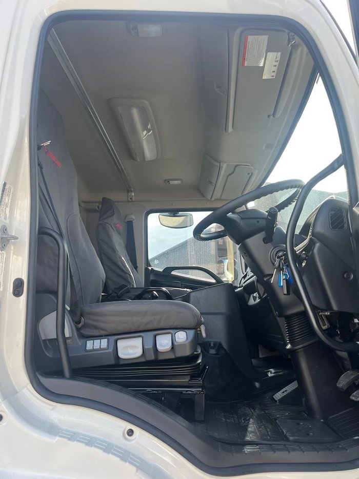 2025 Hino 500 Series FL2628 Auto White