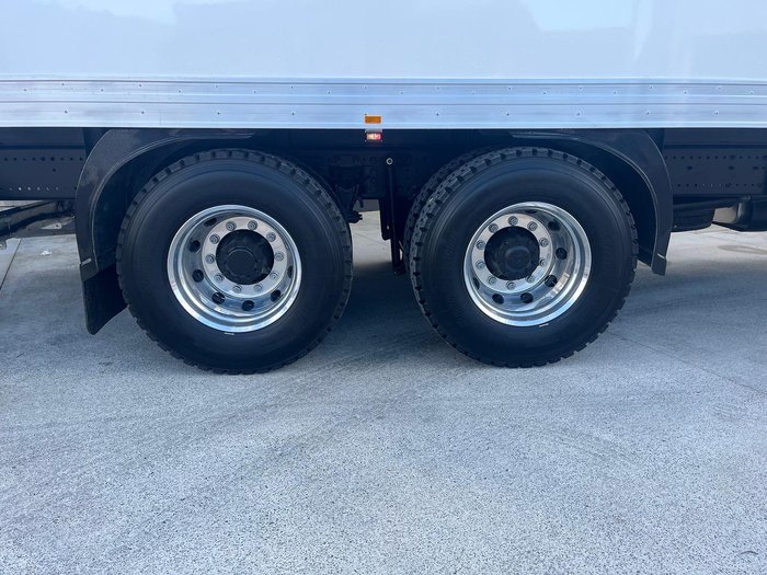 2025 Hino 500 Series FL2628 Auto White