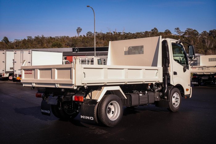 2025 Hino 300 Series 617 Manual Tipper White
