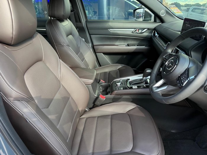 2025 Mazda CX-5 G25 Akera