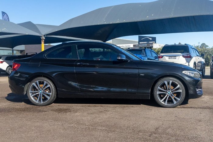 2014 BMW 2 Series 220d Sport Line