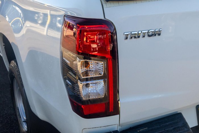 2020 Mitsubishi Triton GLX ADAS