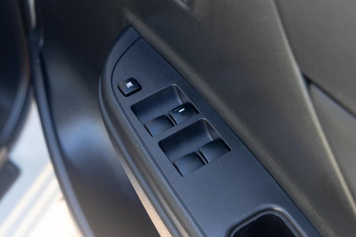 2020 Mitsubishi Triton GLX ADAS
