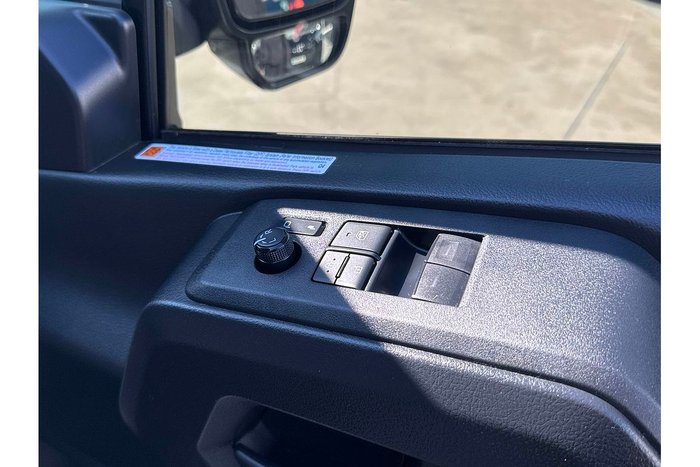 2023 Toyota Hiace Commuter