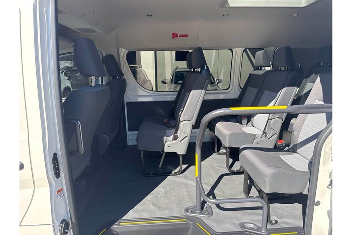 2023 Toyota Hiace Commuter