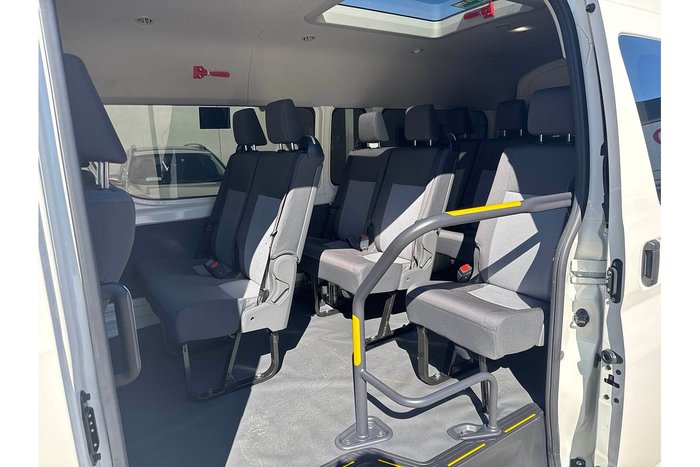 2023 Toyota Hiace Commuter