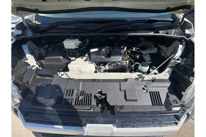 2023 Toyota Hiace Commuter