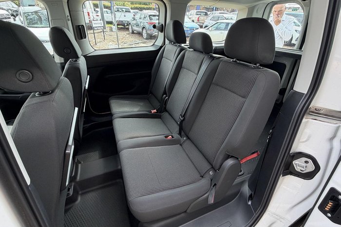 2025 Volkswagen Caddy TDI320