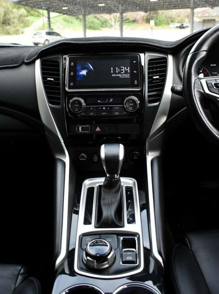 2019 Mitsubishi Pajero Sport Black Edition