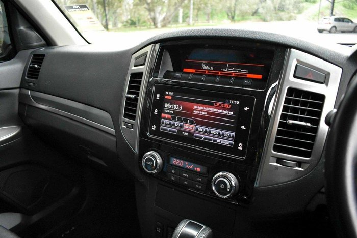 2019 Mitsubishi Pajero GLS