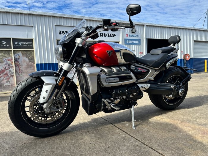 2023 TRIUMPH ROCKET 3 GT CHROME EDITION Chrome / Silver