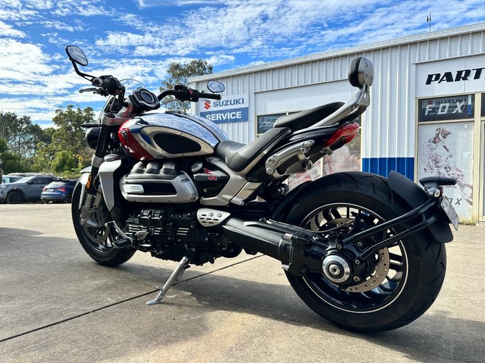 2023 TRIUMPH ROCKET 3 GT CHROME EDITION Chrome / Silver