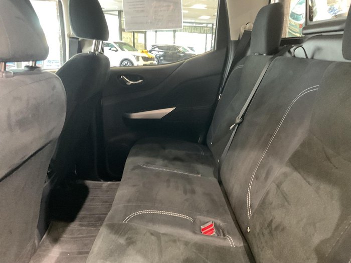 2018 Nissan Navara ST