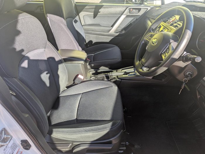 2013 Subaru Forester 2.5i S4 MY14 AWD Satin White Pearl