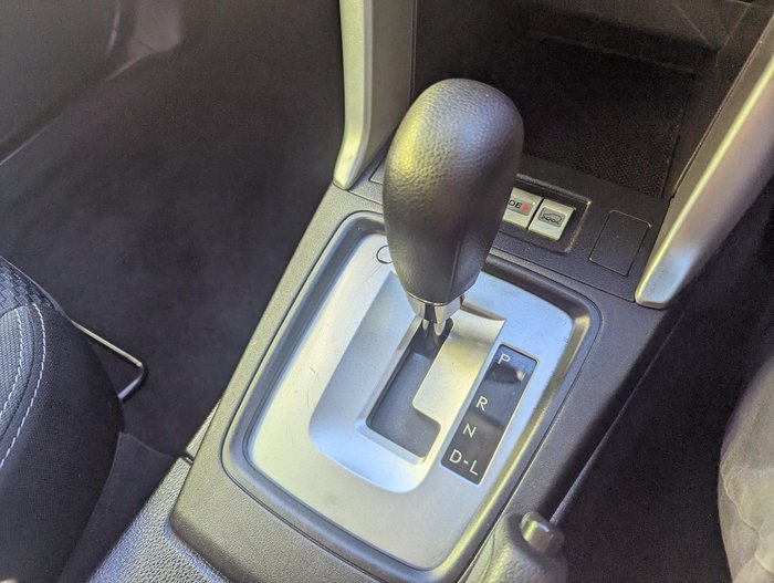 2013 Subaru Forester 2.5i S4 MY14 AWD Satin White Pearl
