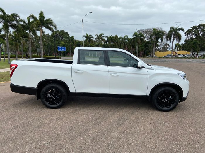2024 SsangYong Musso Ultimate Q261 MY24 4X4 Dual Range Pearl White