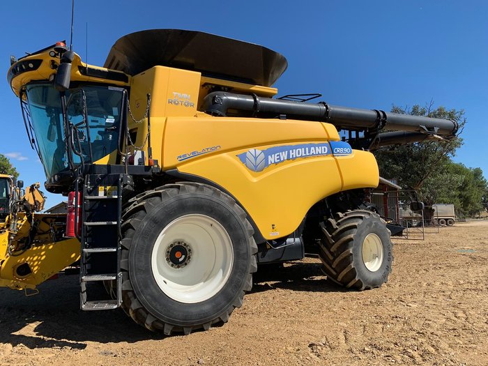 2018 New Holland Cr8.90