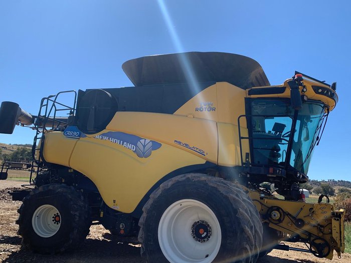 2018 New Holland Cr8.90
