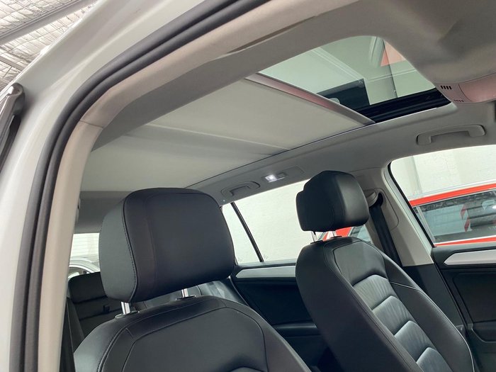 2017 Volkswagen Tiguan 132TSI Comfortline 5N MY18 Four Wheel Drive Pure White