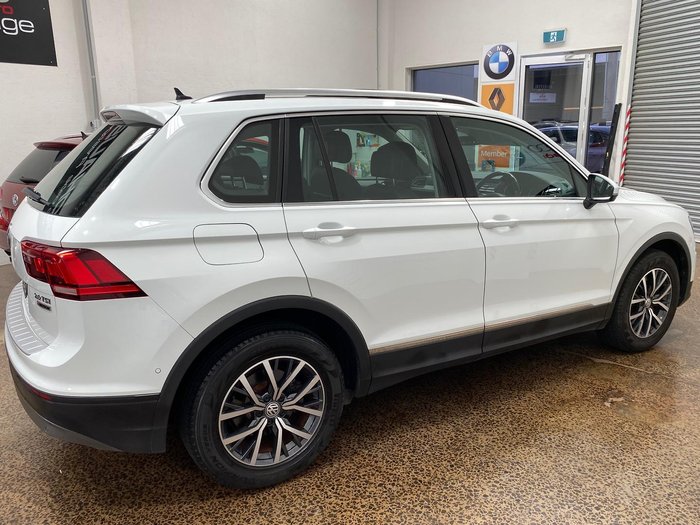 2017 Volkswagen Tiguan 132TSI Comfortline 5N MY18 Four Wheel Drive Pure White